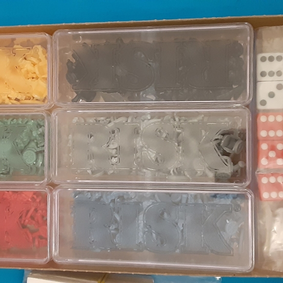 Risk the Game of global Domination - Picture 3 of 16